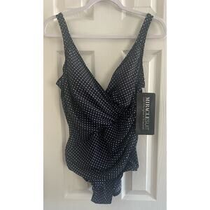 Miraclesuit Pin Point Oceanus Underwire One Piece  MiracleSuit. A32